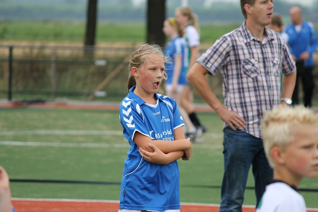 Oefenwedstrijd E2 Almkerk 072.JPG